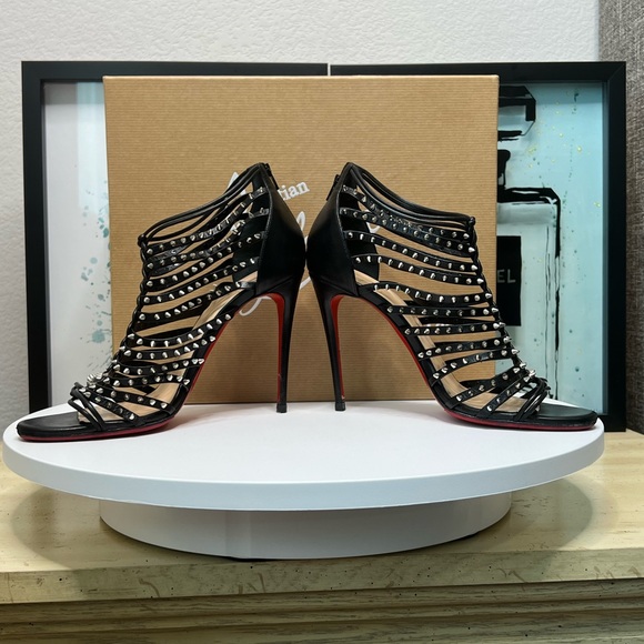Christian Louboutin Black Heeled Shoes - Picture 6 of 16
